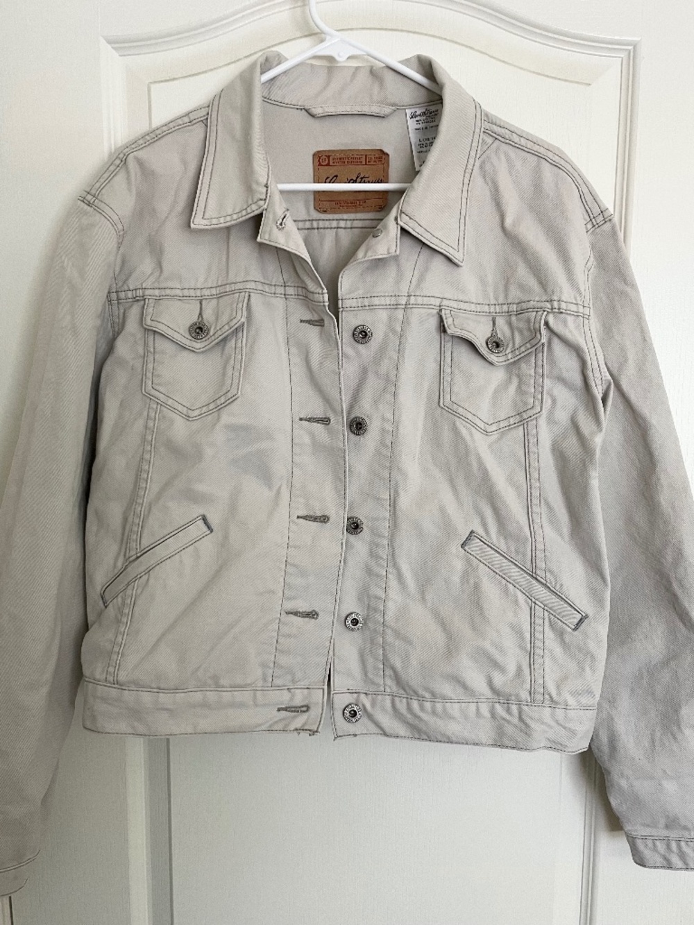 Levi Strauss Denim Jacket Color Cream Size L